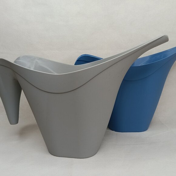 Room Essentials 1/2 Gallon Watering Can 2-Pack Blue & gray Colors-Brand New - Picture 1 of 6